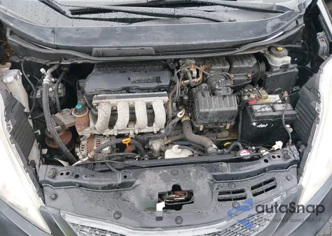 2010 Honda Fit Sport из США, поврежденный, VIN JHMGE8H42AC007729